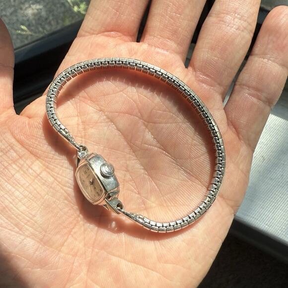 Vintage Hamilton Ladies Cocktail Watch 10k Rolled Gold Bezel Mechanical WORKS - Picture 6 of 8